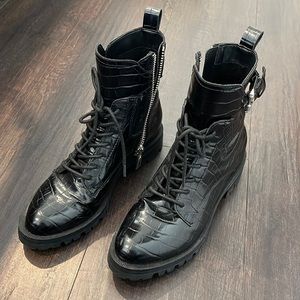 $182 Dolce Vita Paxtyn Combat Boot crocodile leather womens size 7